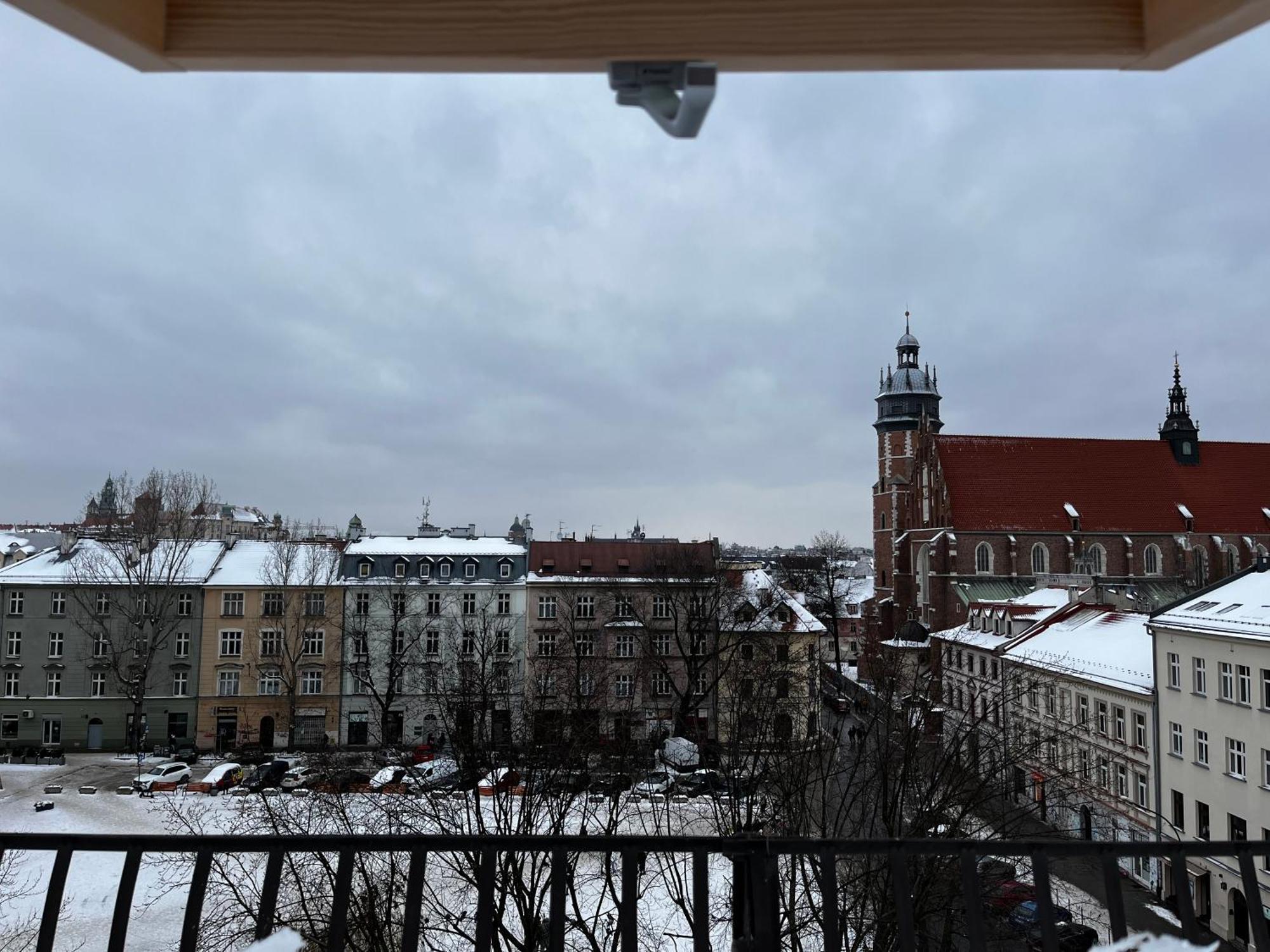 High Standard In Jewish District, Shared With Host Homestay